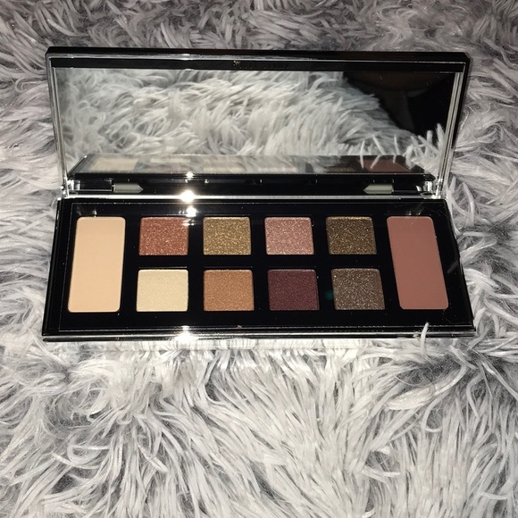 Bobbi Brown Other - Bobbi Brown molten drama eyeshadow palette
